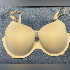 Victoria’s Secret Push Up T-Shirt Bra